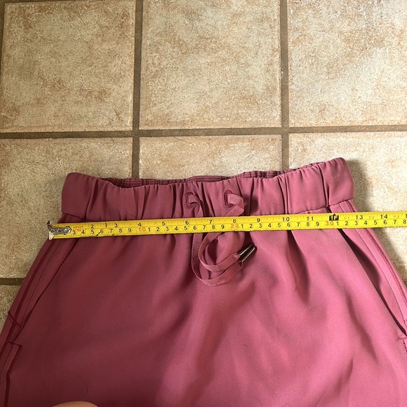 Lululemon dusty rose skirt - Picture 5 of 5